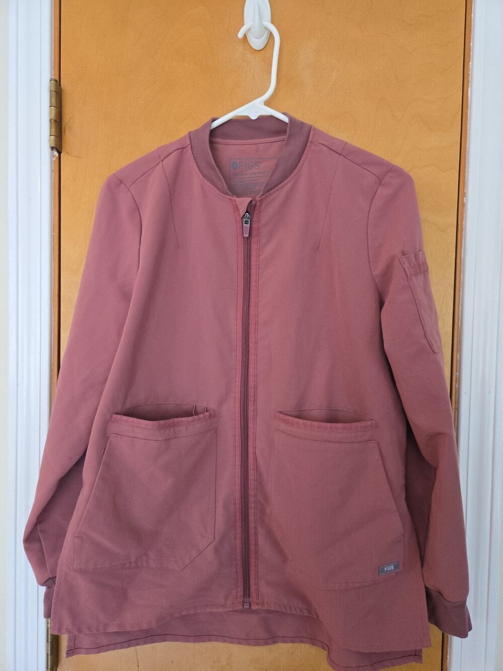 FIGS Technical Collection Scrub Jacket Womens Size S Rose Pink